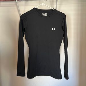 under armor fitted black shirt